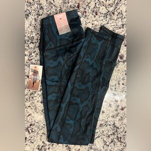 Stylish Teal Patterned Jeggings